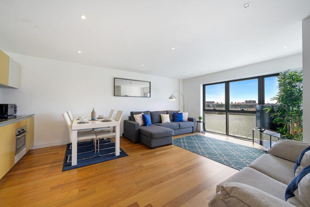 Host & Stay - Waterfront View リヴァプール エクステリア 写真